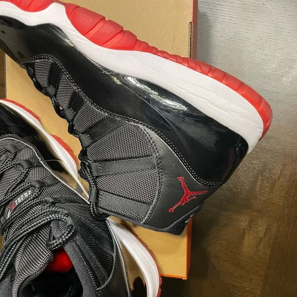 Air Jordan Retro 11 “Bred” (2019)